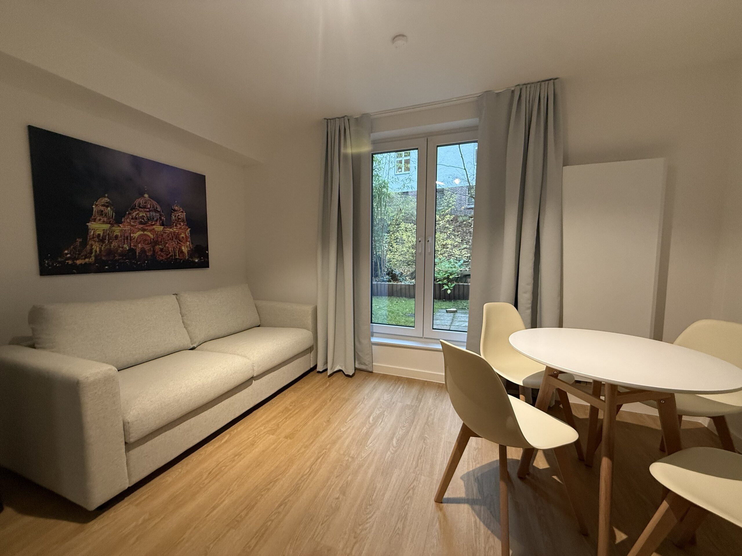 Sofa und Essecke